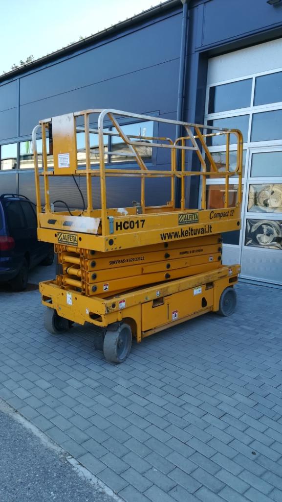 Elektrinis žirklinis keltuvas Haulotte Compact 12