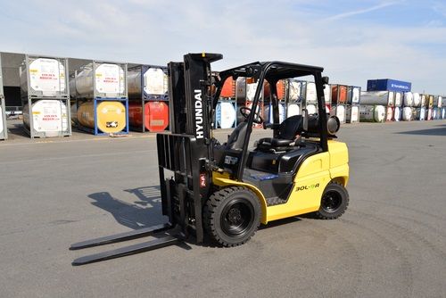 Šakinis krautuvas HYUNDAI 30L-9A